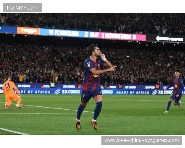 巴萨中场串联如诗,进攻节奏掌控自如