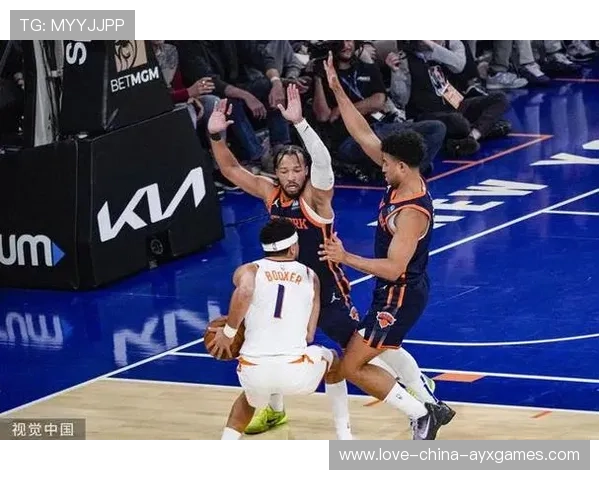 布克连续造杀伤,凤凰城整场高光不断