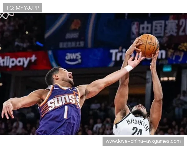 篮网板凳席高效得分成赛场焦点